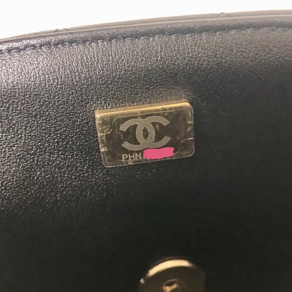 Chanel Classic Flap - Picture 6 of 9